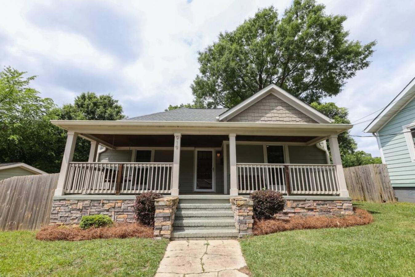 & Tiny With Private Fenced Yard * Charlotte